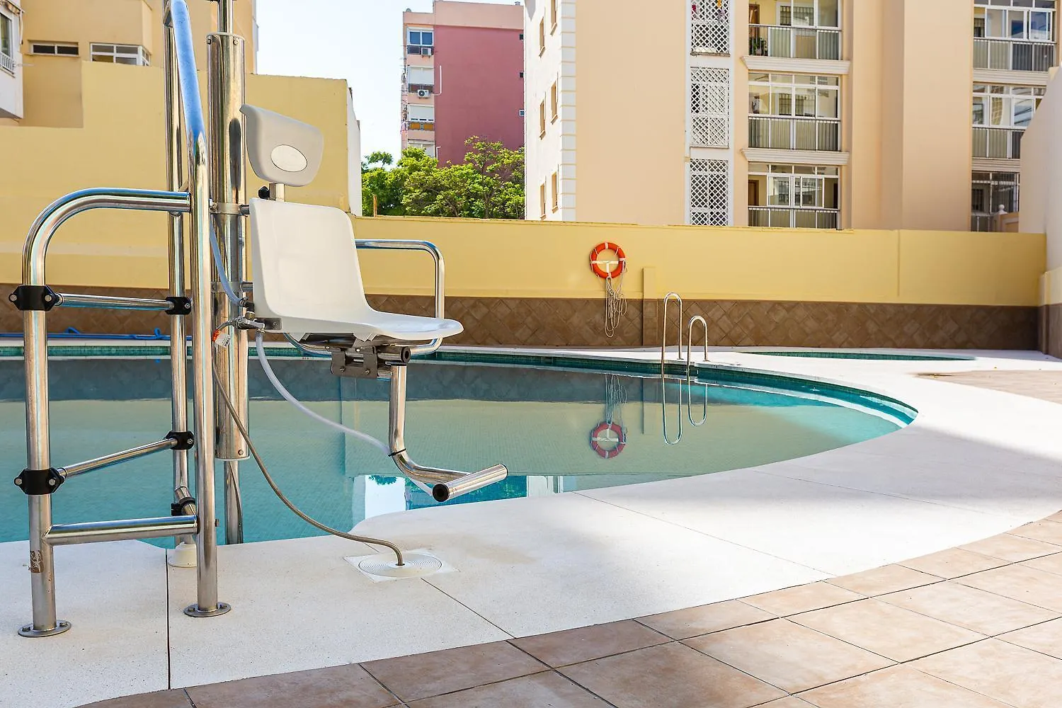 Ver64 - Nuevo, Reformado 100, Terraza, Wifi, Playa A 600 Metros, Centro A 300 Metros Torremolinos